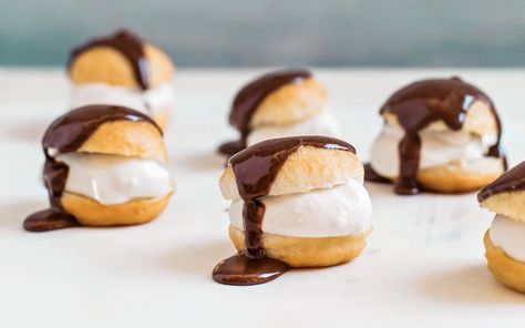 Chocolate Coconut Cream Puffs With Coconut Whipped Cream [Vegan] - One Green Planet Vegan Cream Puffs Recipe, Vegan Cream Puffs, Chocolate Cream Puff, Accidentally Vegan, Canned Biscuit, Caramel Cookies Bars, Chocolate Whipped Cream, Canned Biscuits, Vegan Cream