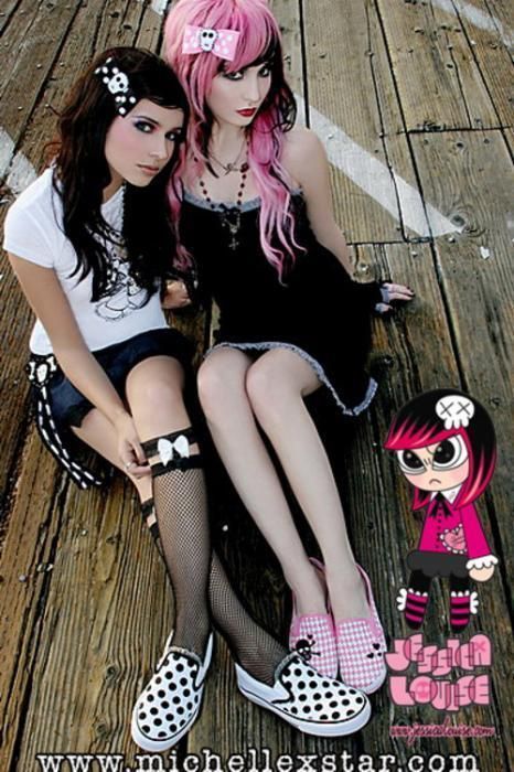 Audrey Kitching Scene, Scene Nostalgia, Scene Queen Outfit, Best Shower Head, Hanna Beth, Emo Scene Outfits, Glam Inspiration, Scene Ideas, Emo Couples