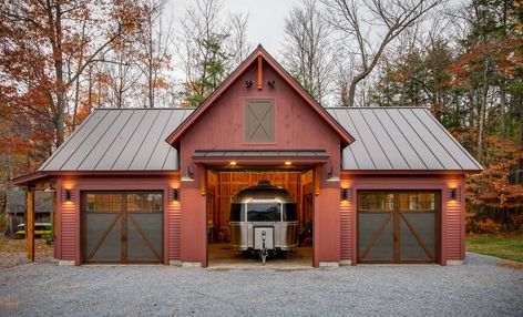 AIRSTREAM GARAGE — Sweeney DesignBuild Barn Garage Plans, Garage Building Plans, Detached Garage Designs, Garage Plans With Loft, Pole Barn Garage, Garage Plans Detached, Craftsman Garage, Plan Garage, Backyard Barn