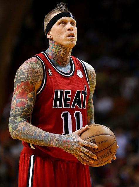 Chris Andersen Photos: Birdman's Year With The Miami Heat In Pictures (PHOTOS) Chris Andersen, Nba 2k20, Bird Man, Draped Wedding Dress, Nike Lebron Shoes, Heat Basketball, Sweetheart Bridal Gown, Chris Anderson, Lebron Shoes