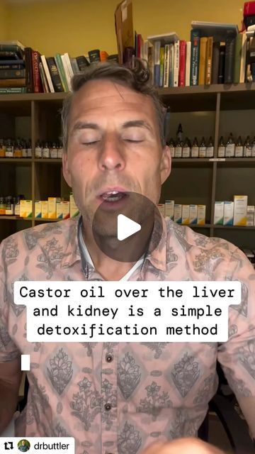 Castor Oil Pack For Kidneys, Castor Oil Pack For Gallbladder, Castor Oil For Liver, Castor Oil Packs For Liver, Castor Oil Pack Benefits, Using Castor Oil, Cleanse The Liver, Wellness Guide, Liver Cleansing