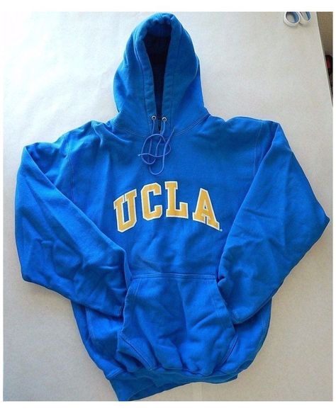 7a6a74cbe87bc60030a4bd041dd47b78desc43951029ri College Hoodie Outfit, College Sweatshirt Outfit, Ucla Hoodie, Ucla Sweatshirt, Trendy Hoodies, College Hoodies, Cute Lazy Outfits, College Sweatshirt, Sweatshirt Outfit