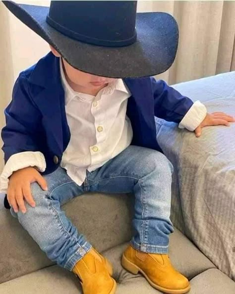 Cowboy Outfits For Boys, Boys Church Outfit, Baby Trucks, Country Baby Boy, Farm Animal Birthday, Baby Boy Dress, Looks Country, Twin Outfits