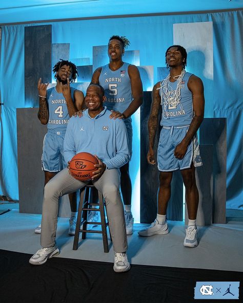 Basketball Aesthetic, Carolina Tarheels, Tarheels Basketball, Basketball Stuff, Athletic Aesthetic, Unc Chapel Hill, Unc Basketball, Unc Tarheels, Bleacher Report