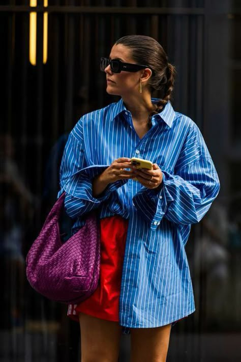 Colorful Street Style, Casual Sport Outfit, Bill Cunningham, Color Outfits, La Fashion Week, Colour Pop, Summer Inspiration, Color Mix, Casual Friday