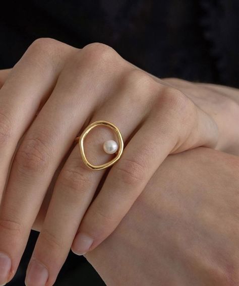 Ring Pearl Modern, Open Ring Gold, Star Celestial, Abstract Jewelry, Ring Pearl, Chic Rings, Gold Pearl Ring, Hammered Rings, Engagement Band