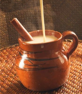 Atole de Pinole Atole Recipe, Recetas Salvadorenas, Mexican Coffee, Mexican Drinks, Hot Chocolate Drinks, Mexican Hot Chocolate, Chocolate Drinks, Mexican Recipes, Mexican Dishes