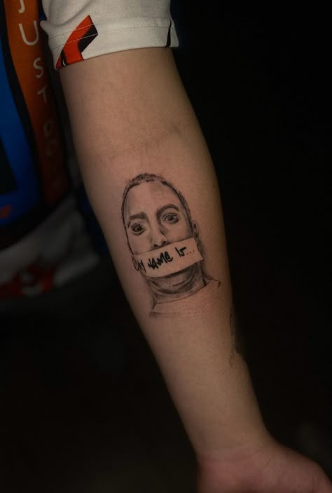 eminem portrait tattoo Eminem Portrait, Eminem Tattoo, Eminem Songs, Simplistic Tattoos, Tattoo Artist, Eminem, Small Designs, My Name Is, Portrait Tattoo