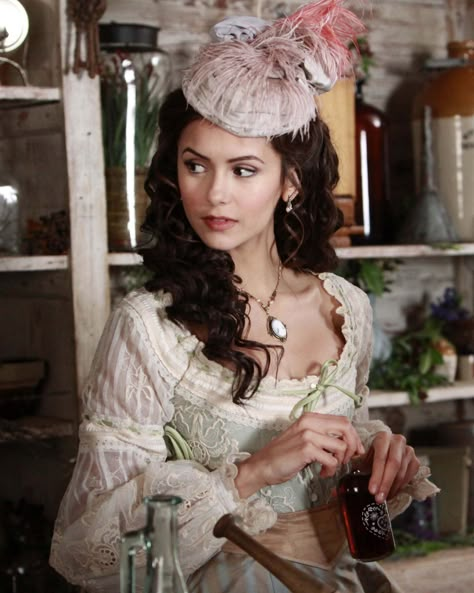 Katherine Pierce 1864, Katherine Petrova, Tvd Aesthetic, Katerina Petrova, Vampire Diaries And The Originals, Vampire Diaries Originals, Katherine Pierce, Elena Gilbert, Vampire Diaries The Originals