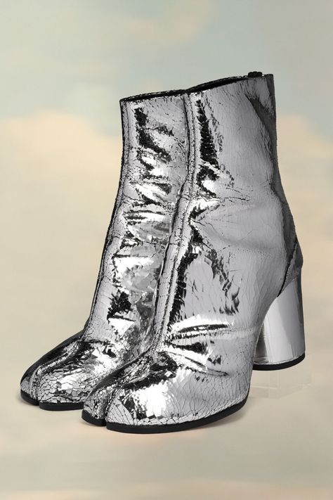 TABI BOOTS H80 | Margiela House 2023 Outfit Inspiration, New Years Eve 2023, Mirror Boots, Silver Block Heels, Japanese Socks, Tabi Boots, Broken Mirror, Vegetable Leather, Block Heel Ankle Boots