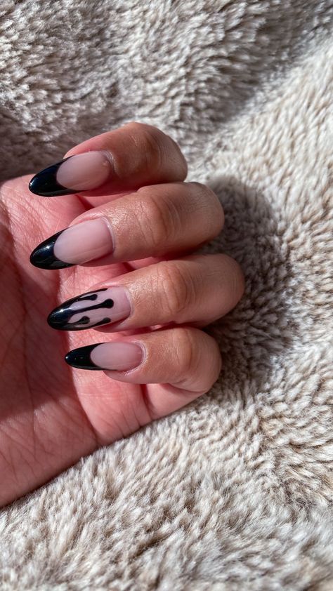 French Tip Drip Nails, Nails With Drip Design, Black Drip Nails, Black French Tip Almond Nails, Black French Tip Almond, Tip Almond Nails, French Tip Almond Nails, French Tip Almond, Black French Tip