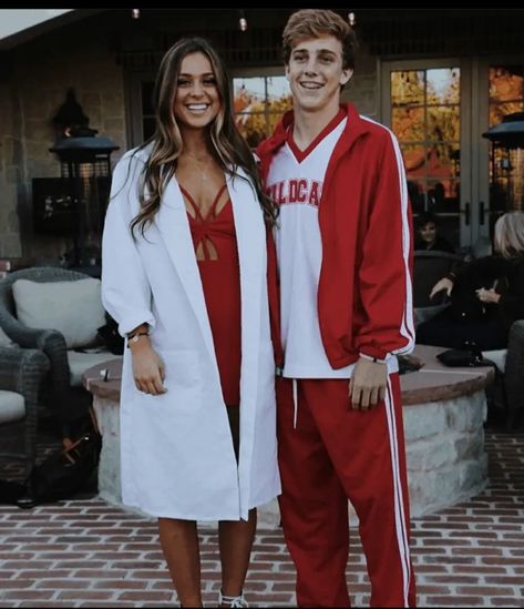 36 CUTEST Couple Halloween Costumes To Steal The Party Troy And Gabriella Costume, Gabriella Costume, Gabriella And Troy, Cute Couple Halloween, Disney Couple Costumes, Troy And Gabriella, Unique Couple Halloween Costumes, Funny Couple Halloween Costumes, Duo Costumes