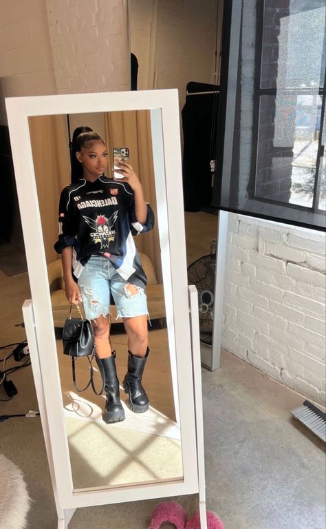 Chunk Heel Outfit, Streetwear Brunch Outfit, Cute Chill Outfits Baddie, Dreamville Festival Outfits, All Jeans, Streetwear Fashion Women, Cute Swag Outfits, Cute Simple Outfits