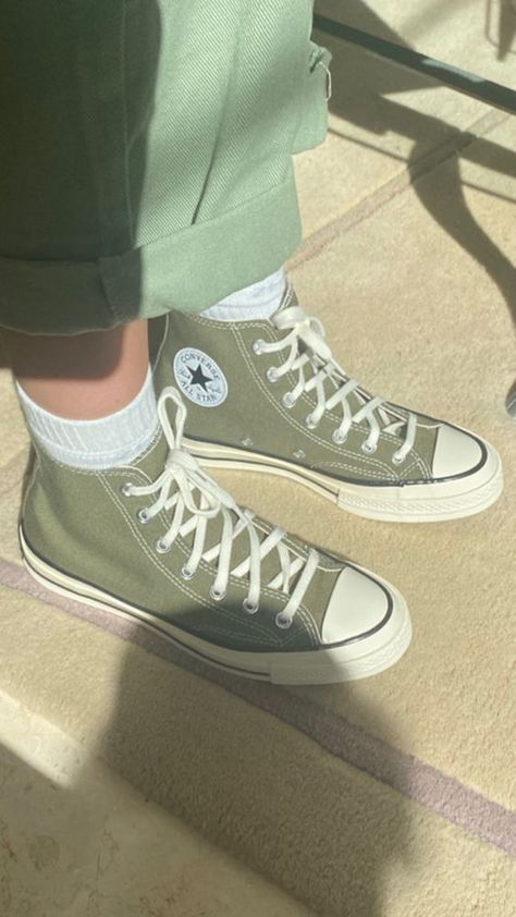 Summit Sage Converse, Aesthetic Green Shoes, Green Custom Converse, Sage Green Converse Aesthetic, Converse Green Shoes, Green Shoe Aesthetic, Best Converse Colors, How To Style Green Converse, Green Shoes Aesthetic