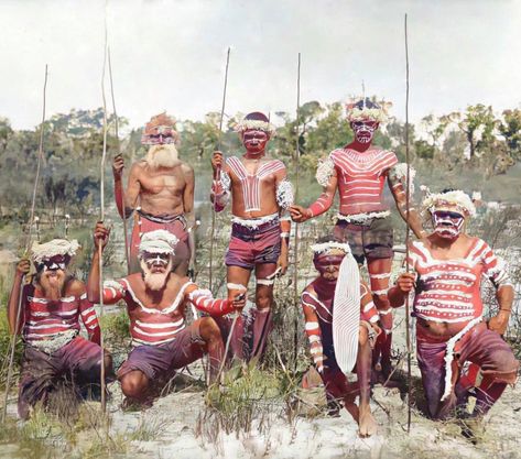 Aboriginal men from Western Australia with body Painted for ceremony and a Wanda shield Aboriginal Symbols, Aboriginal Art Symbols, Australian People, Aboriginal History, Soccer Art, Aboriginal Painting, Aboriginal Culture, First Peoples, Aboriginal People