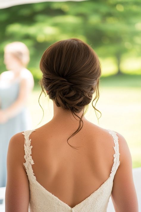 These 45+ messy bridal hairstyles are all about relaxed, romantic beauty. From soft waves to textured buns, we’ve gathered styles that are both stylish and comfortable. Click through for the ultimate low-maintenance look! #bridehairideas #messyhair #weddingvibes Messy Bridal Hairstyles, Textured Low Bun, Messy Bridal Hair, Messy Chignon, Bridal Hair Down, Tousled Waves, Half Updo, Wavy Bobs, Low Bun