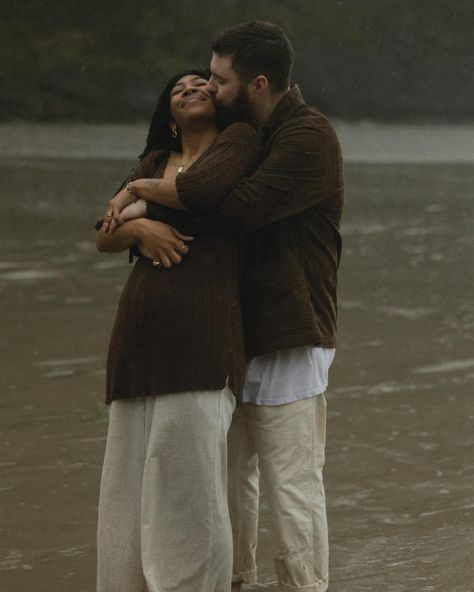 In the pouring rain ☔️🌧️🌲 #oregoncoastelopementphotographer #oregoncoastwedding #oregoncoastweddingphotographer #oregoncoastelopement #oregoncoastengagementphotograher #oregonelopementphotographer #pnwengagementphotographer #pnwelopementphotographer #pnwweddingphotographer Oregon Coast Engagement Photos, Oregon Coast Wedding, Pouring Rain, Oregon Coast, Engagement Photographer, Elopement Photographer, Engagement Photos, Elopement, My Photos