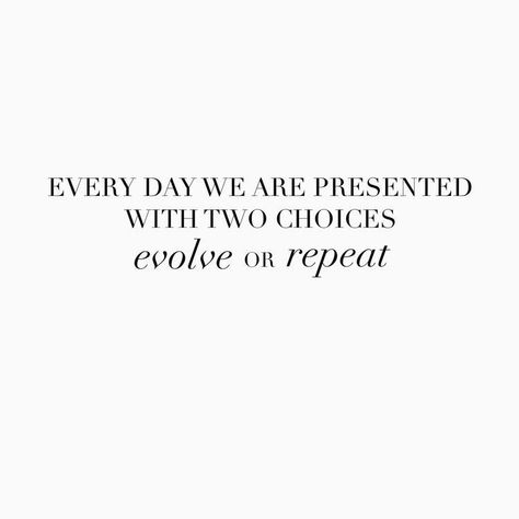 Evolve Or Repeat, 5 Minutes Journal, Catalogue Cover, Quotes Aesthetics, Vintage Wallpapers, Pinterest Trends, Trends Magazine, Daily Inspiration Quotes, Photography Fashion