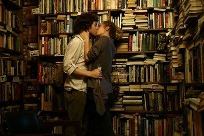 Passionate Kiss | passionate kissing | INSPIRATION People Kissing, Meeting Of The Minds, Lovers Romance, 사진 촬영 포즈, The Love Club, Romantic Moments, Story Inspiration, Two People, Hopeless Romantic