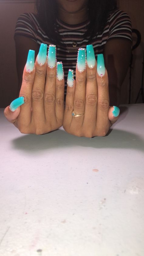 Teal Ombre Nails, Teal Ombre, Silver Ombre, Ombre Nail, Color Nails, Ombre Nails, Beautiful Nails, Teal Blue, Art Designs