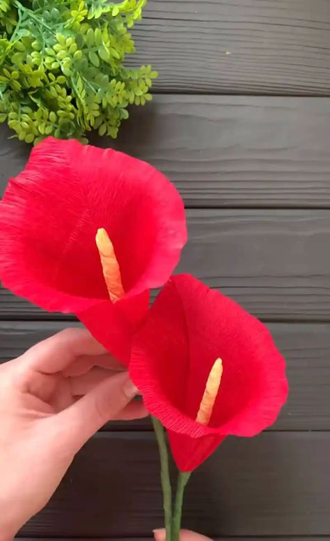 DIY Paper Flower Ideas For Quick And Easy Projects - The Cottage Market Easy Crepe Paper Flowers Diy, Crepe Paper Flowers Diy Easy, Paper Flower Bouquet Diy, Flower Paper Craft, Quilling Flowers Tutorial, Paper Flower Diy, Crepe Paper Crafts, Crepe Paper Flowers Diy, Paper Flowers Diy Easy