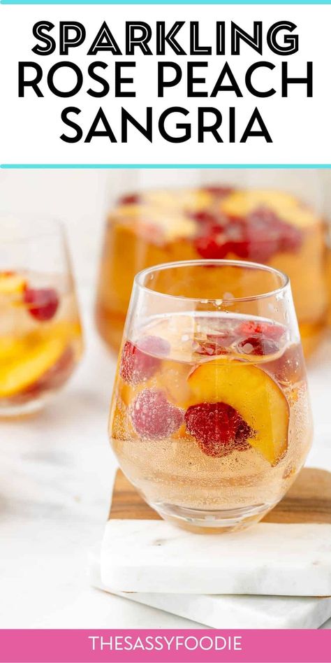 Peach Raspberry Sangria, Peach Spritzer Cocktails, Peach Ring Cocktail, Wine Spritzer Recipe, Champagne Sangria, Raspberry Sangria, Prosecco Drinks, Sparkling Sangria, White Wine Spritzer