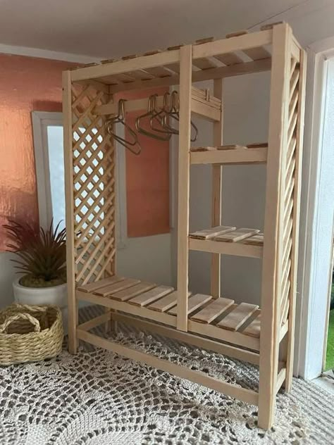 Wooden Cloth Rack Design, Wood Clothing Rack, Pallet Wardrobe, Wooden Clothes Rack, Wooden Pallet Crafts, Diy Furniture Building, Bed In Closet Aesthetic, Aesthetic Bed, Bed In Closet Ideas