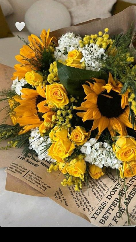 Luxury Flower Bouquets, Prettiest Bouquet, Boquette Flowers, Sunflower Bouquets, Flowers Bouquet Gift, Nothing But Flowers, Flowers Beautiful, Dream Gift, Flower Therapy