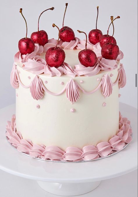 Top Christmas Desserts, Lemon Birthday Cakes, Bolo Vintage, Mini Wedding Cakes, Buttercream Wedding Cake, Cake Decorating Ideas, Cherry Cake, Decadent Cakes, Fake Cake