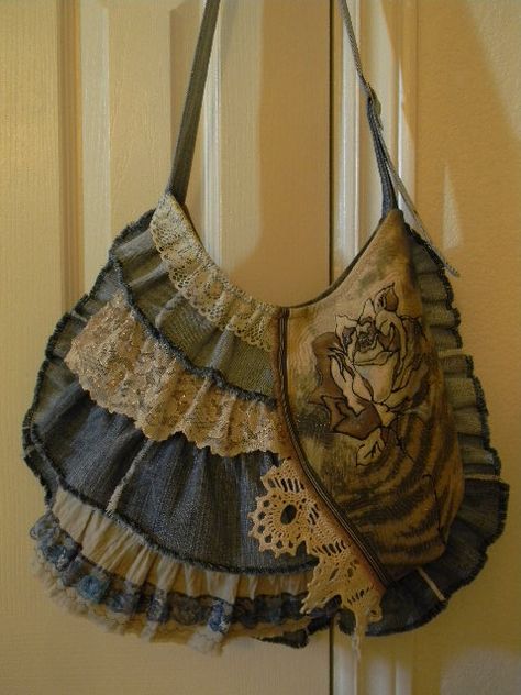 Denim Boho Shoulder Bag -- $65 Ruffle Bag, Shabby Chic Bags, Lace Purse, Chic Purses, Purse Crafts, Rose Bag, Denim Purse, Recycle Jeans, Sewing Purses