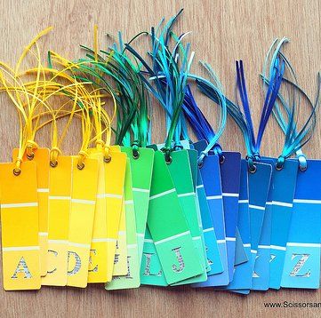 Paint Chip Rolodex Paint Samples Crafts, Paint Chip Cards, Chip Ideas, Paint Chip Crafts, Budget Birthday, Paint Chip Art, Chip Art, Diy Back To School, Bookmark Craft