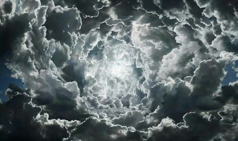 Cloud vortex Cloud Photos, French Photographers, Matte Painting, Looking Up, Interesting Art, Night Skies, Fine Art Photography, The Sky, Google Photos