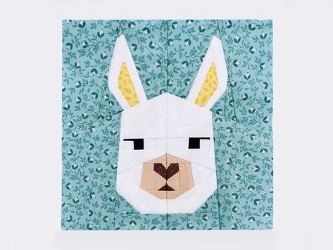 Let's sew together! This cute Llama Pattern is waiting for you. Make experiments with colors, shapes and share your results with me and other quilters. The Llama block sizes in the pattern in 6x6 / 8x8 / 12x12 inches ( 15,5x15,5 / 20,5x20,5 / 30.5x30.5 cm ). Difficalty : beginner to intermediate. This PDF quilt block pattern includes clearly labeled paper piecing pattern sections, clear color chart and comprehensive instructions to sew the block. Also separate pattern pieces which include a 1/4 Llama Quilt, Alpaca Pattern, Bird Quilt Blocks, Bird Quilt, Pdf Quilt Pattern, Patchwork Quilt Patterns, Star Quilt Patterns, Foundation Piecing, Quilt Block Pattern