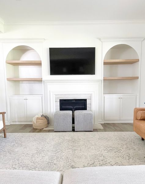 Stunning Arched Built Ins and How to Build Them- DIY • Home with Hay Built In Around Fireplace, Styling Bookshelves, Fireplace Bookshelves, New House Living Room, Built In Shelves Living Room, Living Room Built Ins, Living Tv, Fireplace Built Ins, Up House