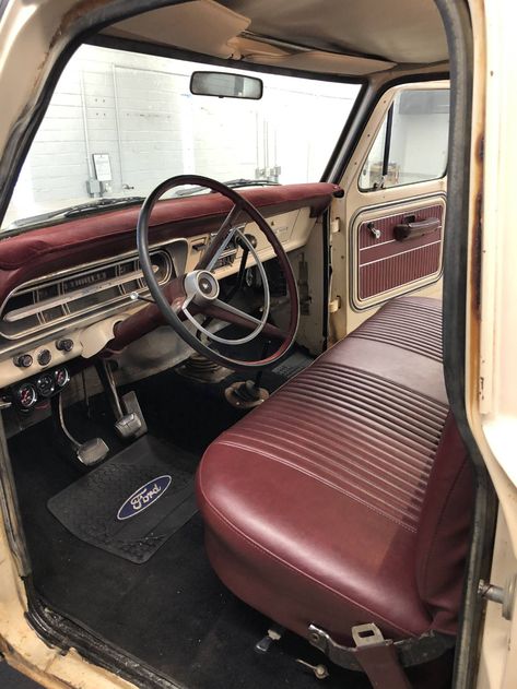 Old Truck Photography, Ford Interior, Work Trucks, Old Ford Trucks, Classic Ford Trucks, Old Pickup Trucks, Ford Van, Classic Pickup Trucks, Ford Pickup Trucks