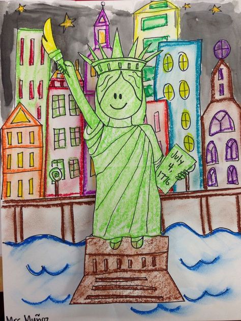 Statue of Liberty craft Directed draw Statue Of Liberty Craft, Kindergarten Social Studies, 2nd Grade Art, Patriotic Art, Directed Drawing, 3rd Grade Art, American Symbols, The Statue Of Liberty, National Symbols