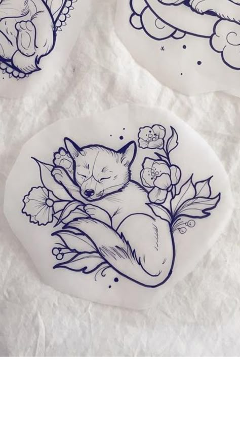 Fox Tattoo Design, Tier Tattoo, Geniale Tattoos, Fox Tattoo, Dessin Adorable, Tattoo Design Drawings, Creative Tattoos, Tattoo Stencils, Animal Tattoos