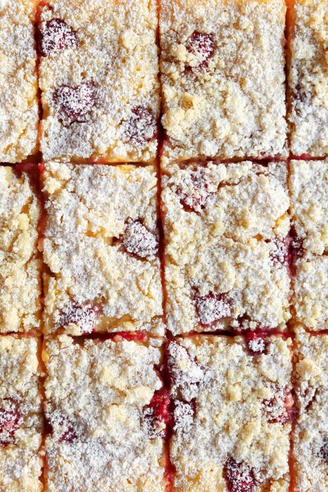 Joy the Baker makes gluten-free lemon bars with fresh raspberries and almond flour. Lemon Raspberry Bars, Creamy Lemon Bars, Gluten Free Almond Cookies, Classic Lemon Bars, Gluten Free Lemon Bars, Raspberry Bars, Almond Cookie, Joy The Baker, Almond Bars