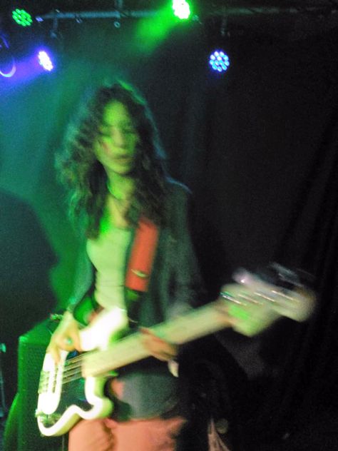 Playing The Bass Guitar, Bass Guitar Playing, Girl Bassist Aesthetic, Bassist Aesthetic Girl, Female Bassist Aesthetic, Bass Girl Aesthetic, Playing Bass Aesthetic, Bass Astethic, Band Girl Aesthetic