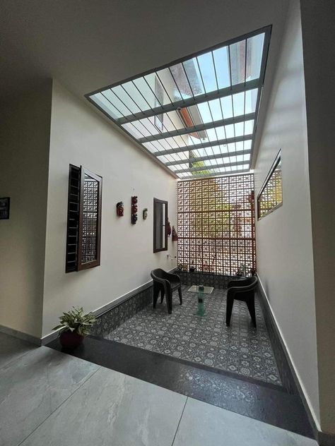 Hall Design Interior Modern, Open Courtyard, Balcony Curtains, Vastu House, Interior Design Layout, House Interior Design Styles, Indian Home Design, Interior Design Your Home, Courtyard Design