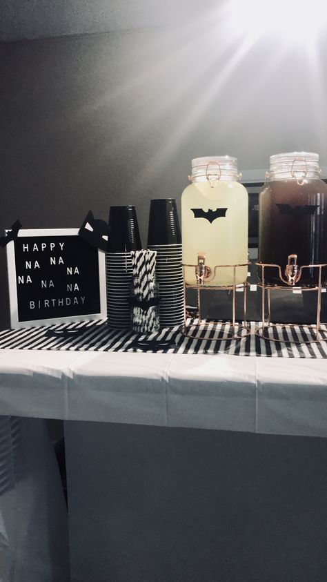 Black & white Batman party Batman Theme Party For Adults, Batman Birthday Party For Adults, Batman Party Ideas For Adults, Batman Second Birthday Party, Gotham City Birthday Party, Martin Tv Show Themed Party, Batman Party Ideas Decoration, Batman Birthday Party Activities, Batman Quinceanera