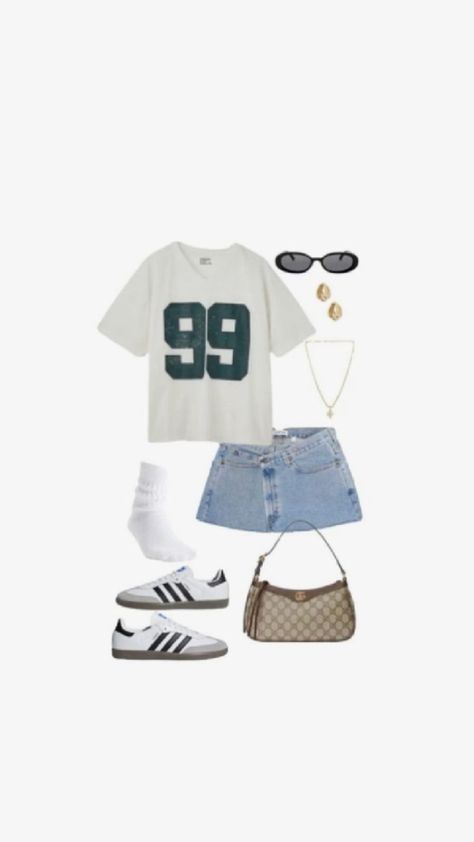 #jersey #soccer #basketball #sports #outfits #preppy #classy #casual #lookbook #beauty#fashion #inspo #ootd #outfitinspo Bandana Cap, Gymnastics Shoes, Look Adidas, Best Winter Outfits, Outfit Inspo Summer, Outfit Inspo Casual, Midi Skirts, Cute Everyday Outfits, Cute Simple Outfits