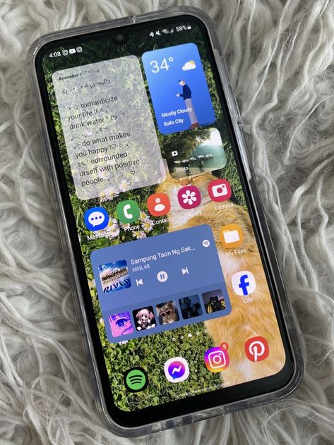 Samsung A14 Aesthetic, Android Phone Aesthetic, Samsung Homescreen Layout Ideas, Android Customization, Samsung Homescreen, Samsung Gadgets, Android Organization, Homemade Phone Cases, Capas Samsung