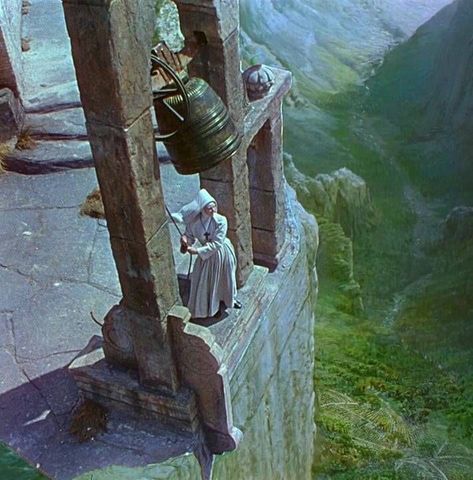 Aesthetic green vinatge bell nun cool movie screenshot girlblogg coded lana del rey Ethel cain Medieval Nun, Black Narcissus, Movie Shots, Fantasy Movies, Foto Art, Medieval Fantasy, Film Stills, Dark Fantasy, Cinematography