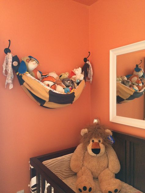 Diy Teddy Bear Hammock, Teddy Bear Hammock, Teddy Storage, Wall Of Fame, Old Sweater, Bear Head, Moving House, Kids Storage, Kids Rooms