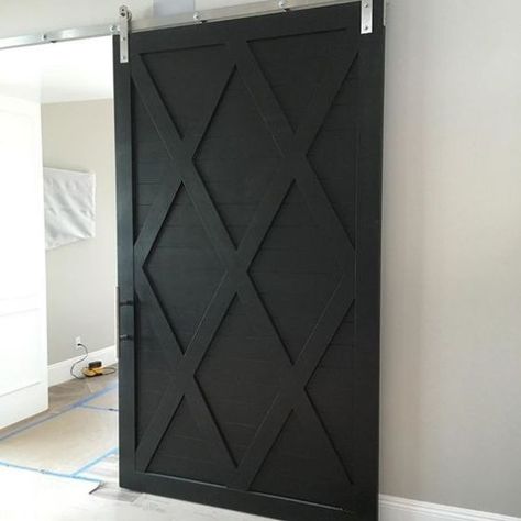 Just installed favorite black barn door! Yes, again favorite color for all doors! #jamieherzlingerinteriors #jamieshop #barndoor #blackdoorâ¦ Barn Door Closet, Barn Door Designs, Modern Barn Door, Black Barn, Custom Doors, Metal Barn, Door Inspiration, Dyi Projects, Main Door Design