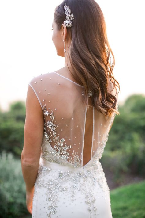 Desiree Hartsock Loose Wedding Hair, Wedding Hairstyles And Makeup, Wedding Dress Backs, Elegant Winter Wedding, Wedding Hairstyles Bride, Best Wedding Hairstyles, Bridal Musings, Wedding Hair Down, Mod Wedding