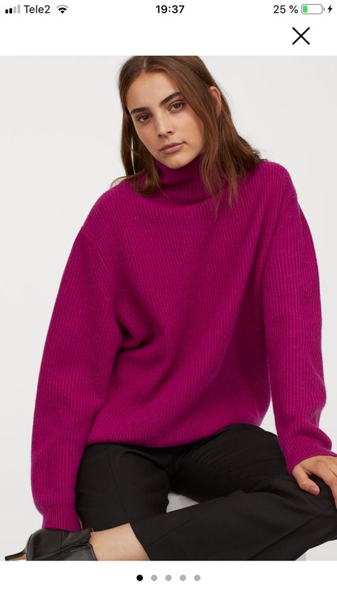 Magenta Sweater Outfit Winter, Magenta Turtleneck Outfit, Magenta Sweater Outfit, Layered Turtle Neck, Magenta Sweater, Winter Sweater Outfits, Turtleneck Outfit, Winter Capsule Wardrobe, Deep Winter