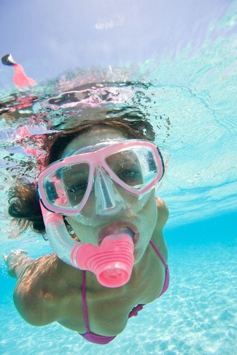 Snorkeling Pictures, Underwater Model, Scuba Diver Girls, Cruise Pictures, Beach Instagram Pictures, Snorkel Mask, Snorkels, Scuba Girl, Roatan