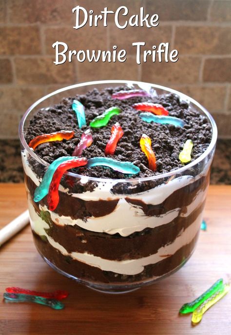 This tasty dessert combines two dessert favorites, dirt cake & trifle (but with brownies). This timeless dessert is a crowd pleaser for any occasion. Dirt Cake Trifle Recipe, Dirt Cake Trifle, Gummy Flowers, Brownie Trifle Recipe, Oreo Dirt Cake, Dirt Dessert, Cake Trifle, Chocolate Covered Strawberry Cheesecake, Dirt Cake Recipes